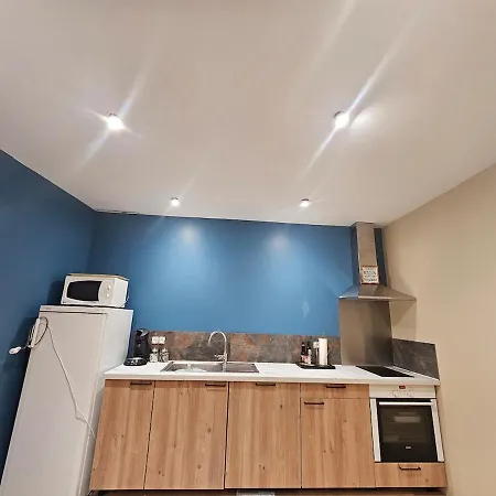 Апартаменты Modern Ground Floor Wi-fi Tv Parking