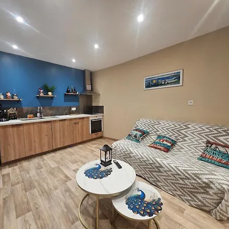 Modern Ground Floor Wi-fi Tv Parking Lejlighed